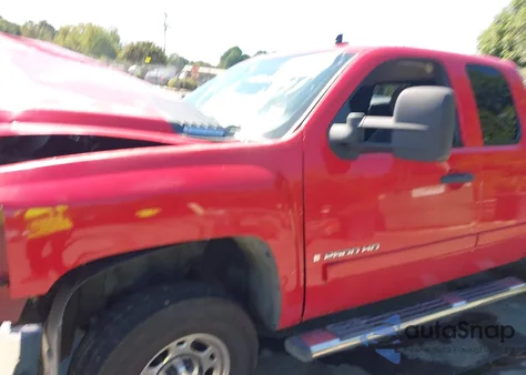 2007 Chevrolet Silverado 2500Hd K2500 Heavy Duty from USA, damaged, VIN 1GCHK29677E587357